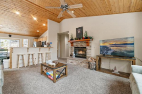 Rocky Top Retreat - Family Friendly, Fireplace, Deck, Barbecue Big Bear Lake